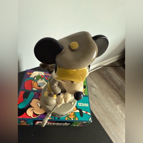 Disney Mickey Mouse Golf Bobble Head With Pinnacle Mickey And Friends Golf Balls - Picture 3 of 16